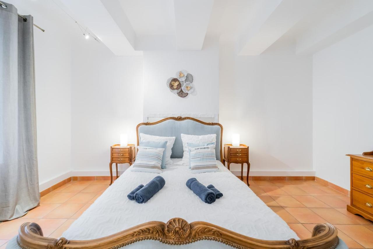 Magnifique 105M2 Au Coeur Du Vieux-Port Apartment Marseille Luaran gambar